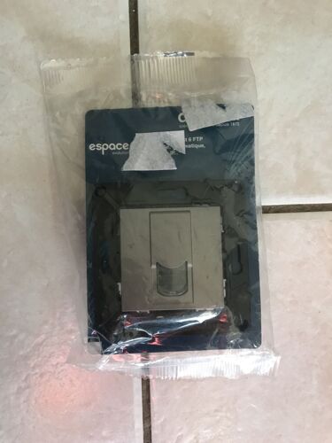 Prise RJ45 cat 6 FTP arnould 51147