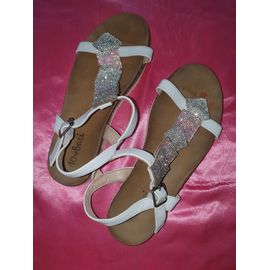 Sandales Blanches Et Carrés De Brillants - 37