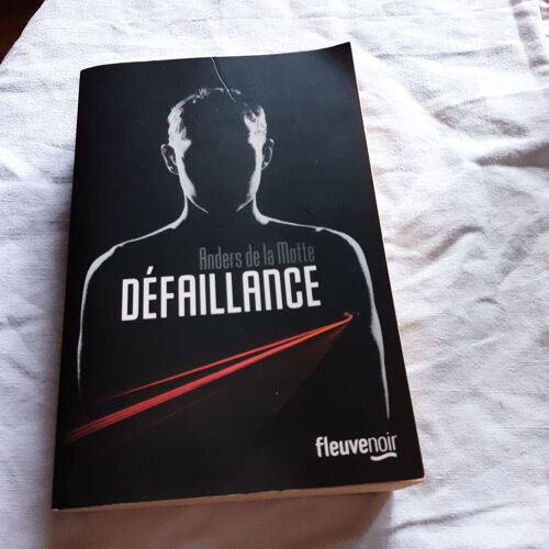 Defaillance Andres De La Motte Fleuve Noir