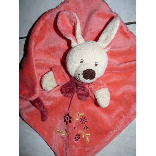 Doudou Lapin Vetir Rose Plat Veti Fleurs Feuilles Feuillage Brodees
