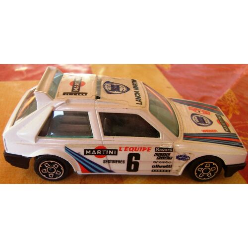 Lancia Delta S 4 - N°4180 - Burago - 1/43-Bburago