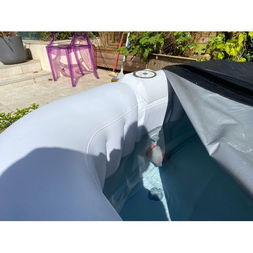 Spa gonflable carré quatre places 