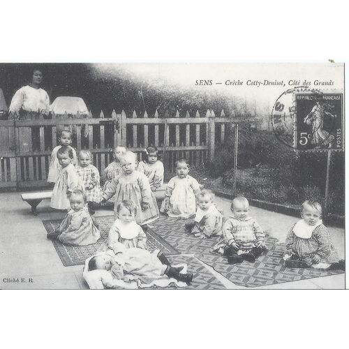 Sens - Crèche Cotty-Denisot, Côté Des Grands
