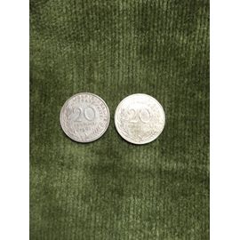 Lot De 2 Pièces De 20 Centimes 1967 Et 1976