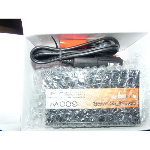 Convertisseur 12/220v + Usb  300w