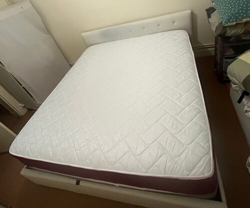 Lit queen size plus matelas 180/200