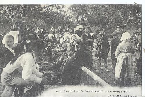 Une Noces Aux Environs De Vannes - Les Invités À Table