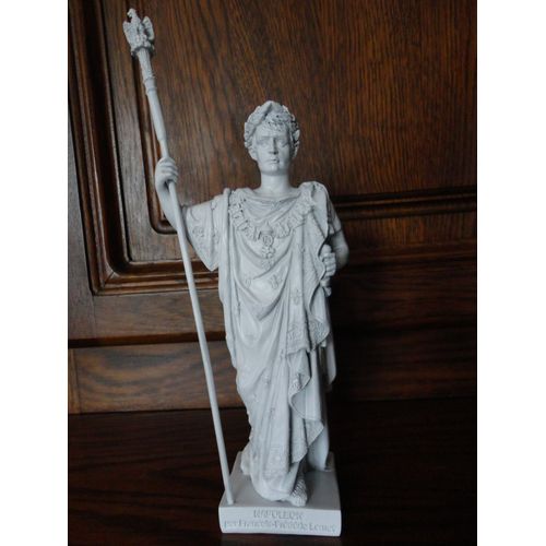 Statue De L'empereur Napoléon En Triomphateur