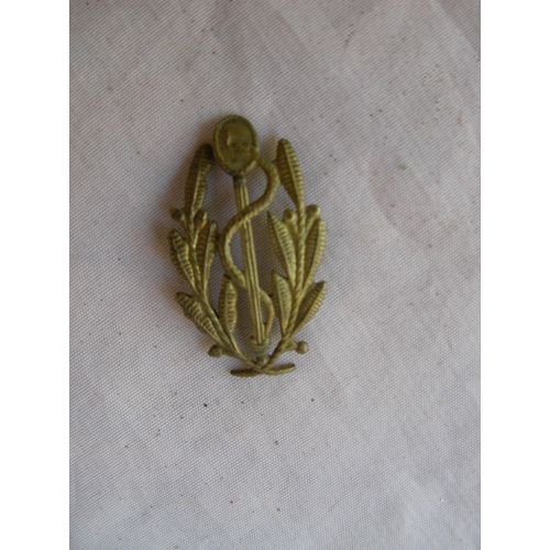 Ww1 France Insigne Francais De Col Métal Doré D'infirmier