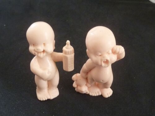 Lot De 2 Babies N° 13 Fernande La Gourmande Et N°38 Iphigénie L'endormie