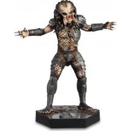 The Alien Vs. Predator Collection Statuette 1/16 Unmasked Predator 15 Cm