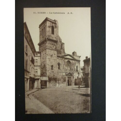 Nimes, La Cathédrale