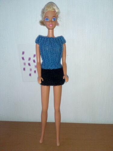 Haut N° 45 Tricoté Main Pour Poupée Barbie