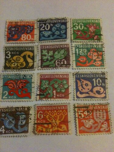 Lot De 12 Petits Timbres Tchécoslovaquie