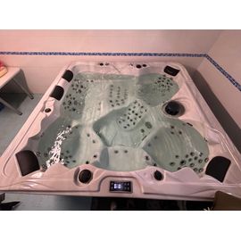 Spa 6 places à vendre