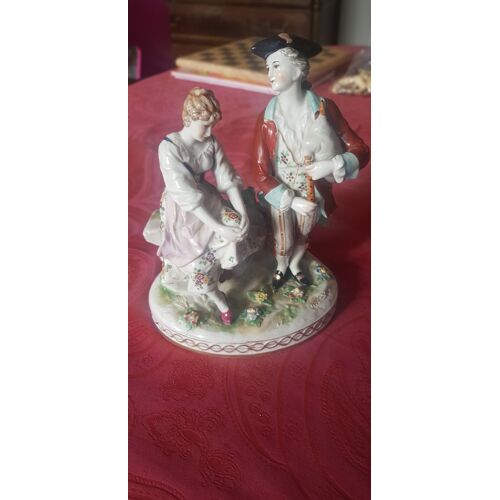 Figurine En Porcelaine De Saxe