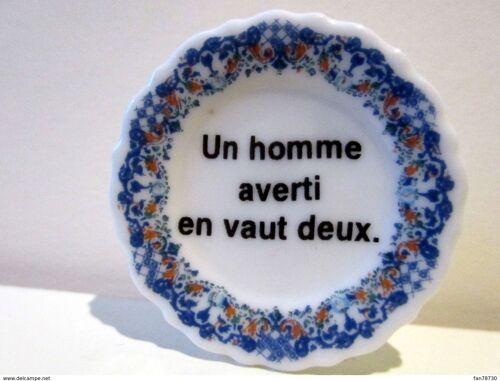 Fève Plate Brillante = Série Assiette De 2005 (Épi Folie ) , L'appétit Vient En Mangeant : " Un Homme Averti En Vaut Deux "