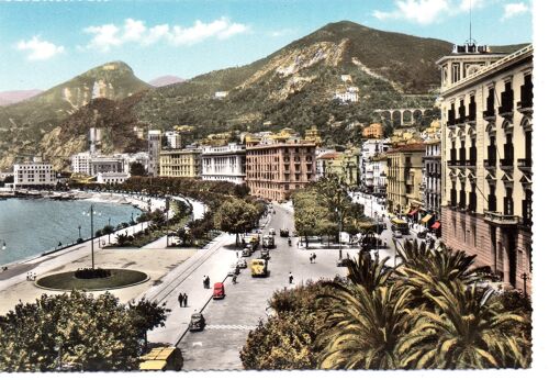 Italie - Salerno (Salerne), Lungomare E Via Roma