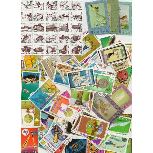 84 Timbres De Coree Du Nord