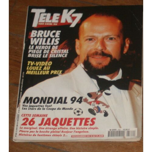 Special Coupe Du Monde 1994 Football / Clint Eastwood 1p/ Bruce Willis 1.5p/ Stephen Dorff Stuart Sutcliffe Beatles 1p/ Jimmy Cliff 1p/ Vincent Lindon 1p/ Serge Lama 1p/ Fred Dryer Rick Hunter 1p/ Prince 1p 562