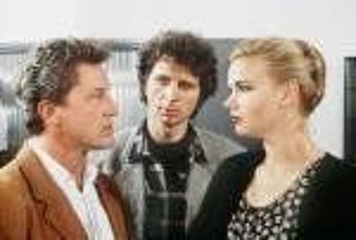 .... Und Die Musi Spielt Dazu