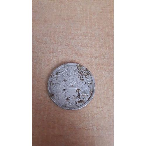 2 Francs