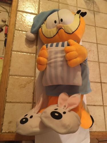 Peluche Garfield En Pyjama 50 Cm
