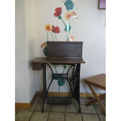 Machine à coudre singer 1919 modèle K1863 famille