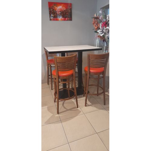 Table Haute Mange Debout Pour Intérieur