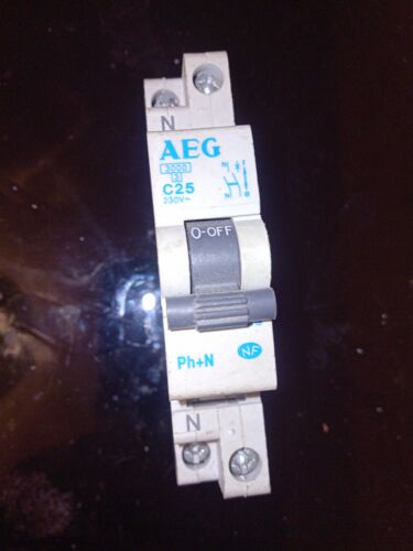 Disjoncteur AEG C 25A Mono 230v