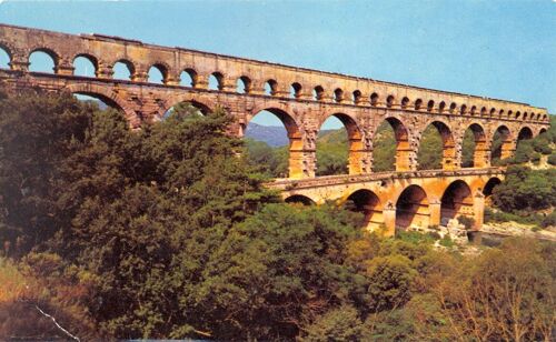 Le Pont Du Gard  . 1975 ; Gard