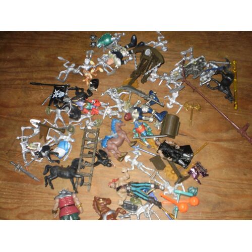 Lot De Pirates, Chevalier Et Armes(G3)