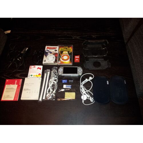 Psp  Slim Grise  + Housse + 19 Jeux