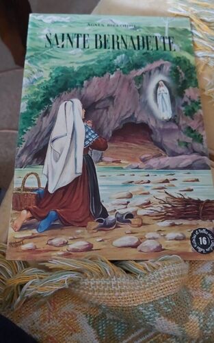 Sainte Bernadette Fleurus 1978