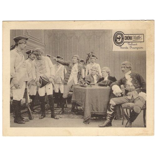 Galant Garde-Francaise * Film 1908 - 1 Photo N&b Originale De Cinéma De 1908 * Petite Affiche De 13.5x18 Cm * Production : Pathé Frères * Cinéma Muet