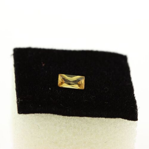 0.41 Cts Scheelite . If Chine.