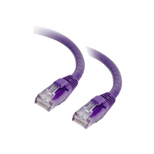 C2G Cat5e Booted Unshielded (UTP) Network Patch Cable - Cordon de raccordement - RJ-45 (M) pour RJ-45 (M) - 1.5 m - UTP - CAT 5e - moulé, sans crochet, bloqué - violet