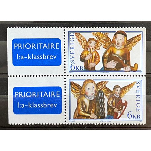 Lot De 2 Timbres Neufs** Suède 1997