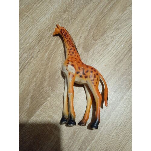 Figurines Girafe Et Lion