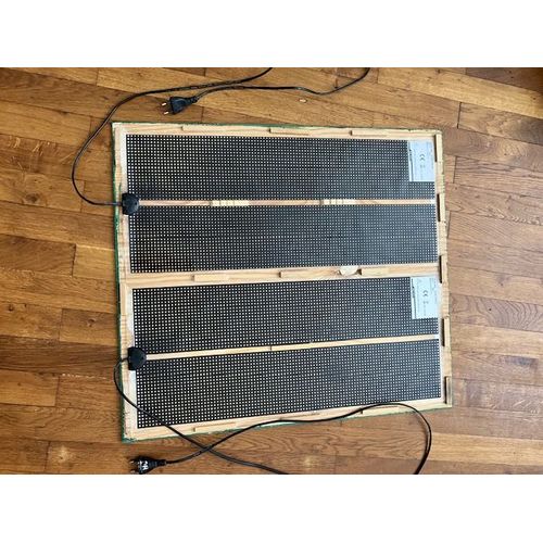 2 Tapis Chauffants Pour Un Terrarium