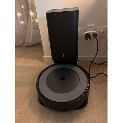 Aspirateur robot Roomba - I3 Plus I3556 - Noir IROBOT