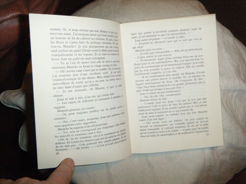 Loin De Vous Ce Printemps