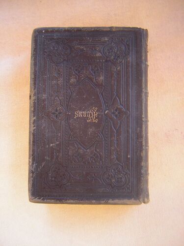 Burns' Poeticalworks And Letters