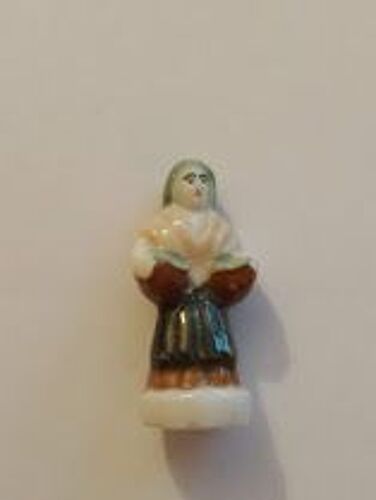 Fève Porcelaine Brillante Santon Crèche - Femme Aux Deux Paniers - Arguydal - 1996