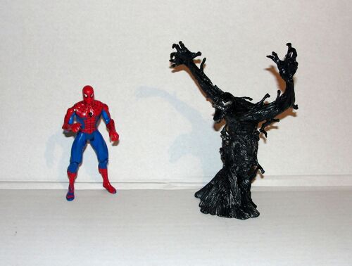Spiderman + Venom  Toy Biz Et  Hasbro