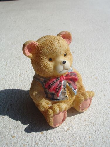 Ours Assis (Hauteur 6 Cm Environ) En Résine De Synthèse