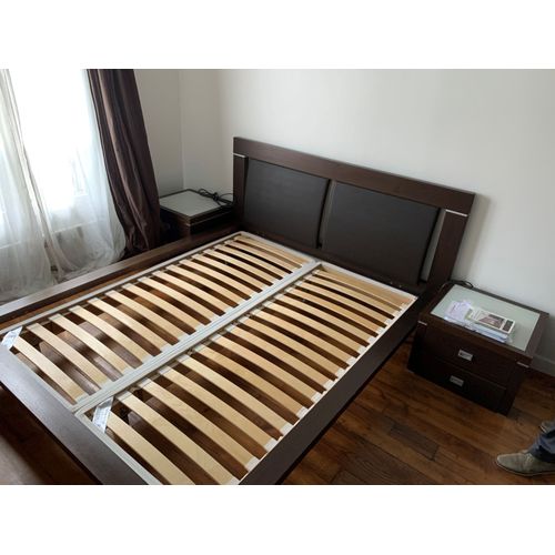 Lit Double 160x200 Avec 2 Tables De Chevet, Très Bon État.