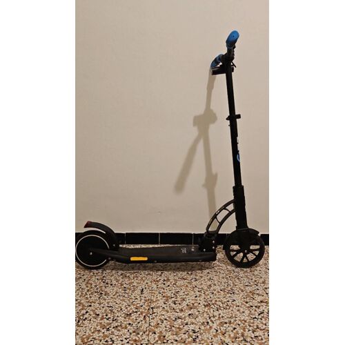 Trottinette Électrique 20km/H Max Marque Oze 12 Ans +