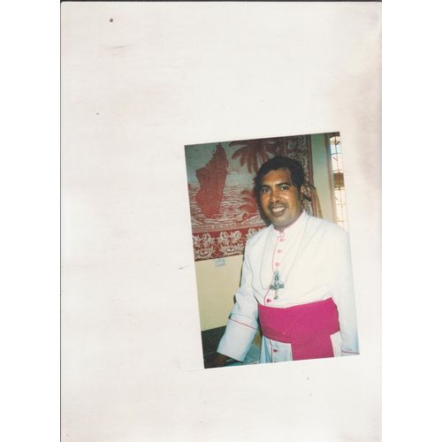 Mgr Fulgence Rabeony Eveque De Tulear À Madagascar Prière À La Vierge