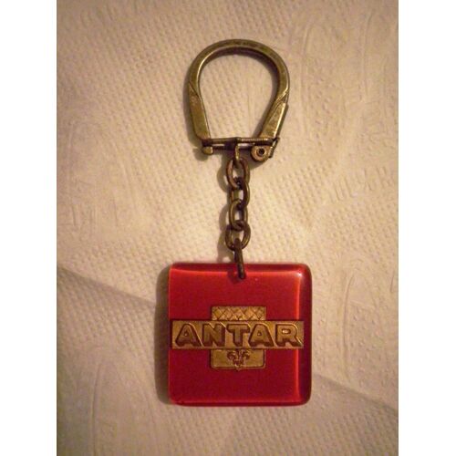 Porte Clef " Antar " En Résine.